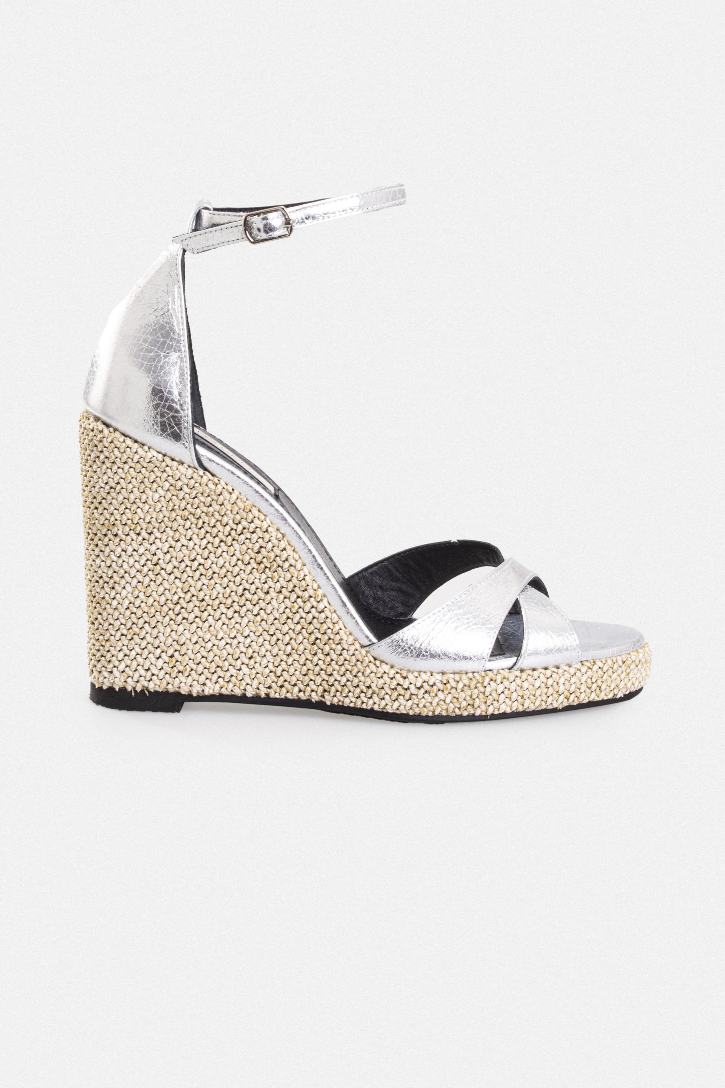 Kadın Dolgu Topuklu Sandalet