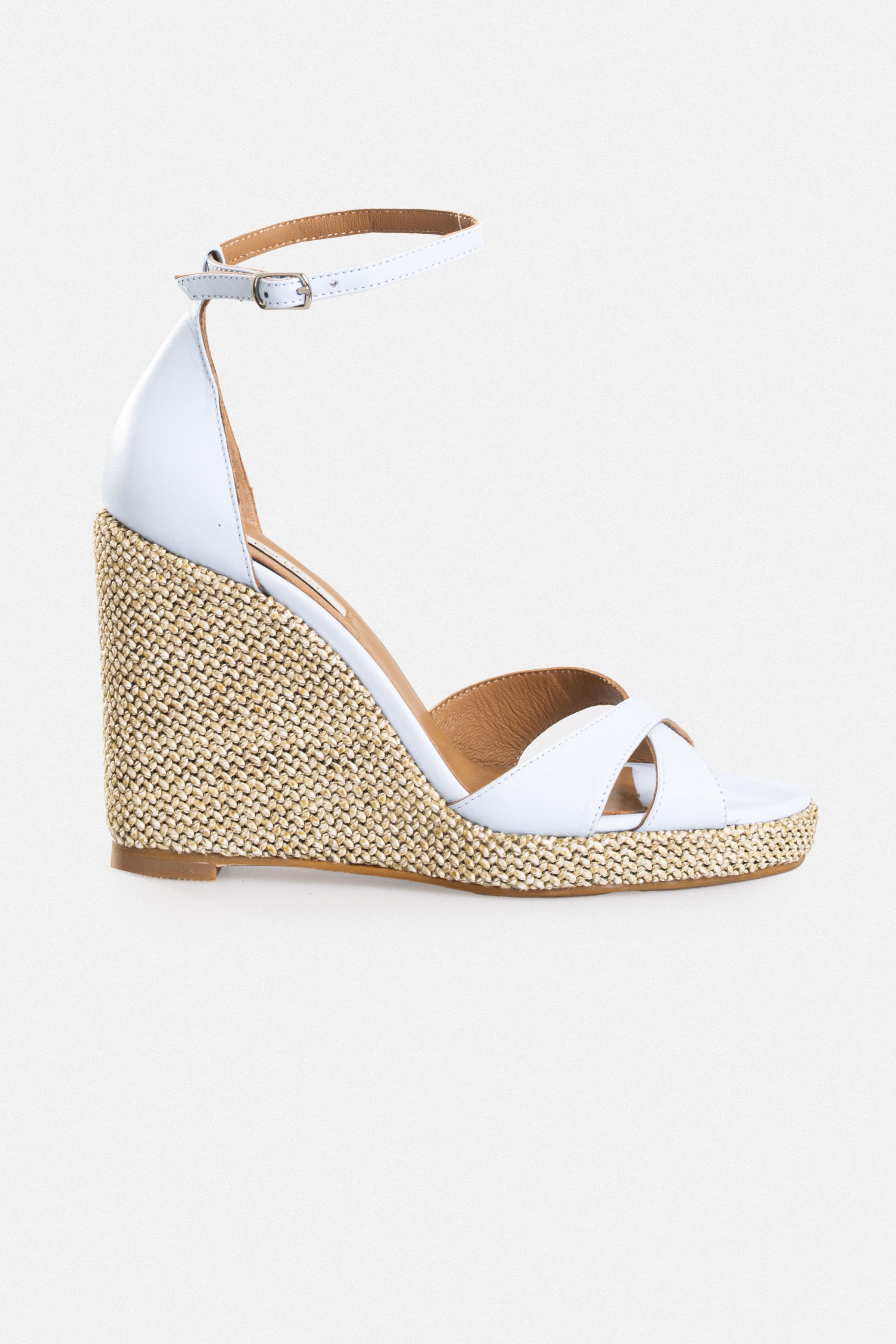 Kadın Dolgu Topuklu Sandalet