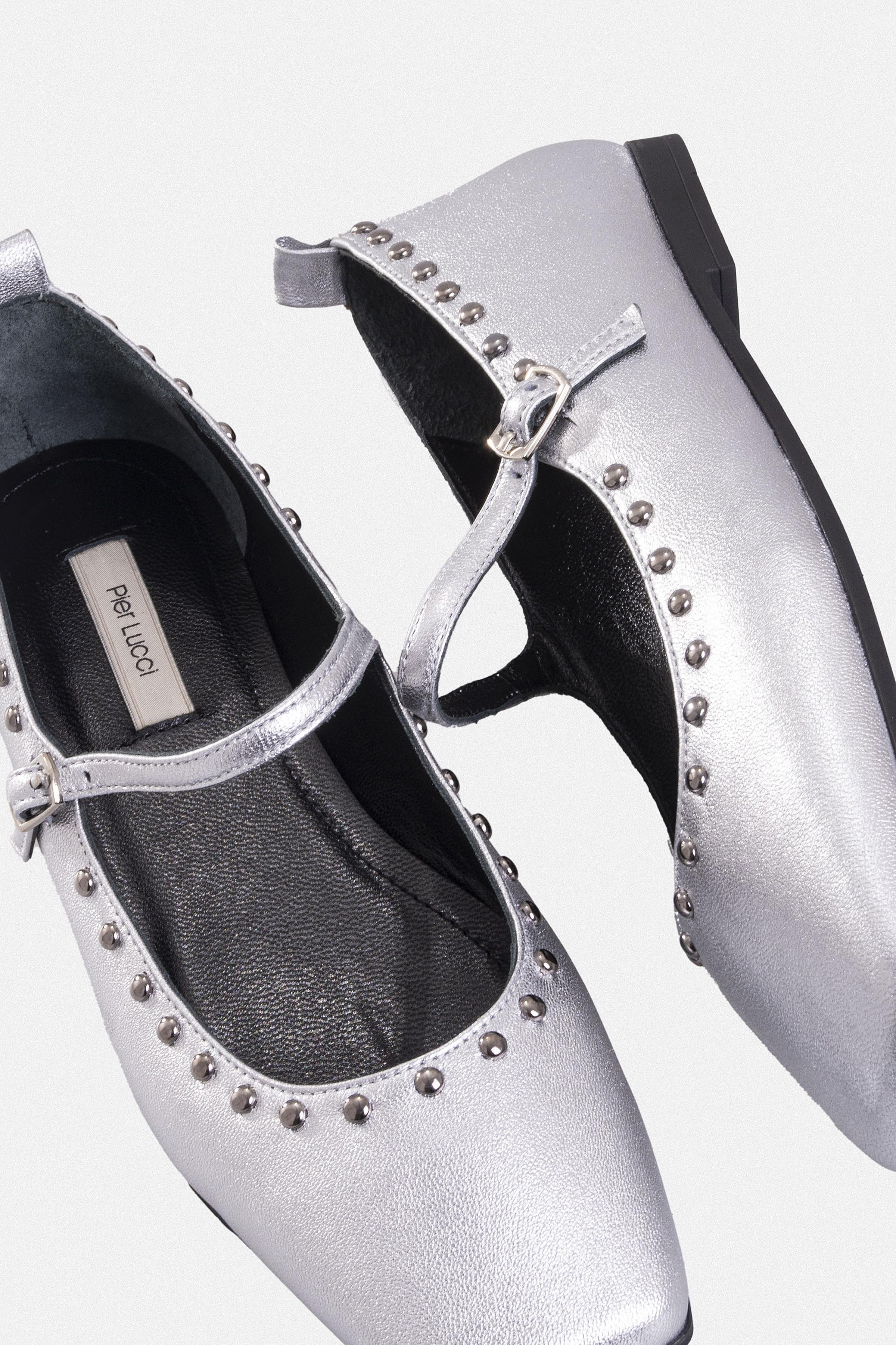 Kadın Tokalı Düz Babet Ayakkabı