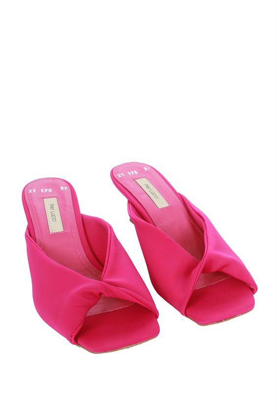 Kadın İnce Topuklu Terlik-Fuşya Saten