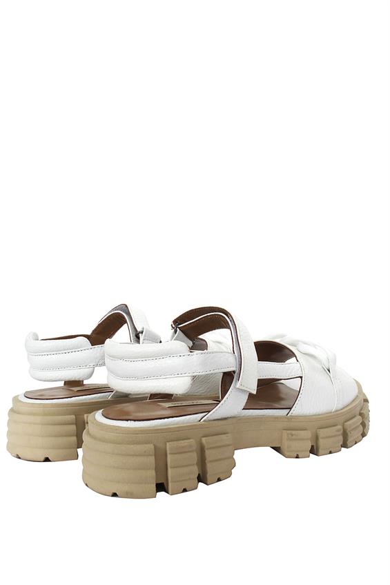 Kadın Kalın Tabanlı Günlük Sandalet-Beyaz Deri