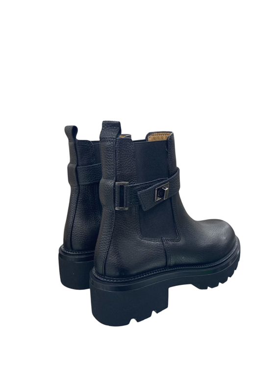 Kadın Chelsea Günlük Bot