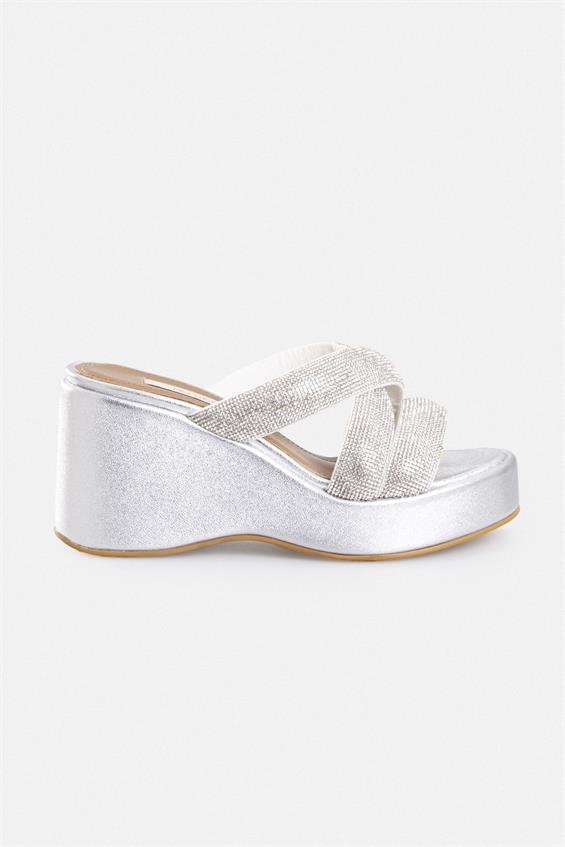 Kadın Dolgu Topuk Terlik