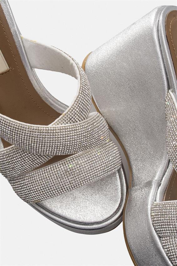 Kadın Dolgu Topuk Terlik