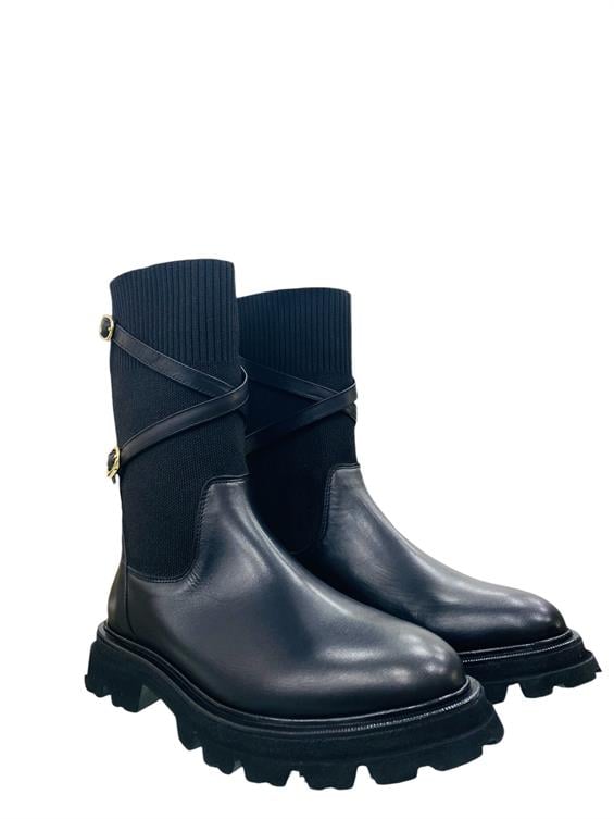 Kadın Kalın Tabanlı Günlük Bot - Siyah Deri