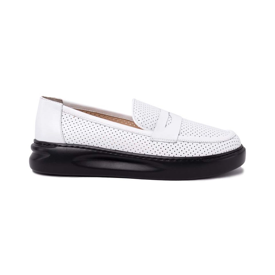 Riola White Woman Loafer