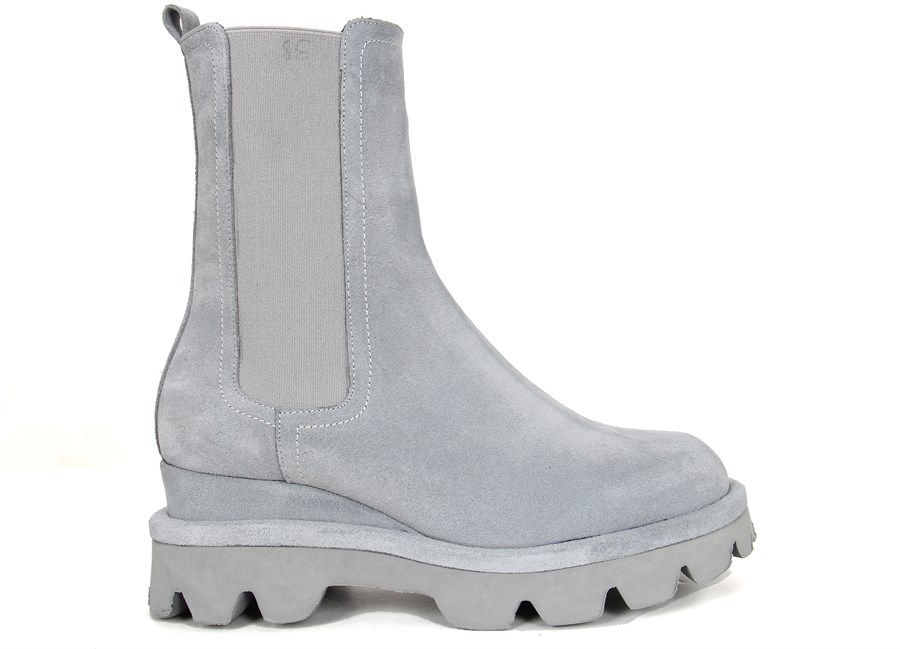 ZUAMO GRİ KADIN BOT