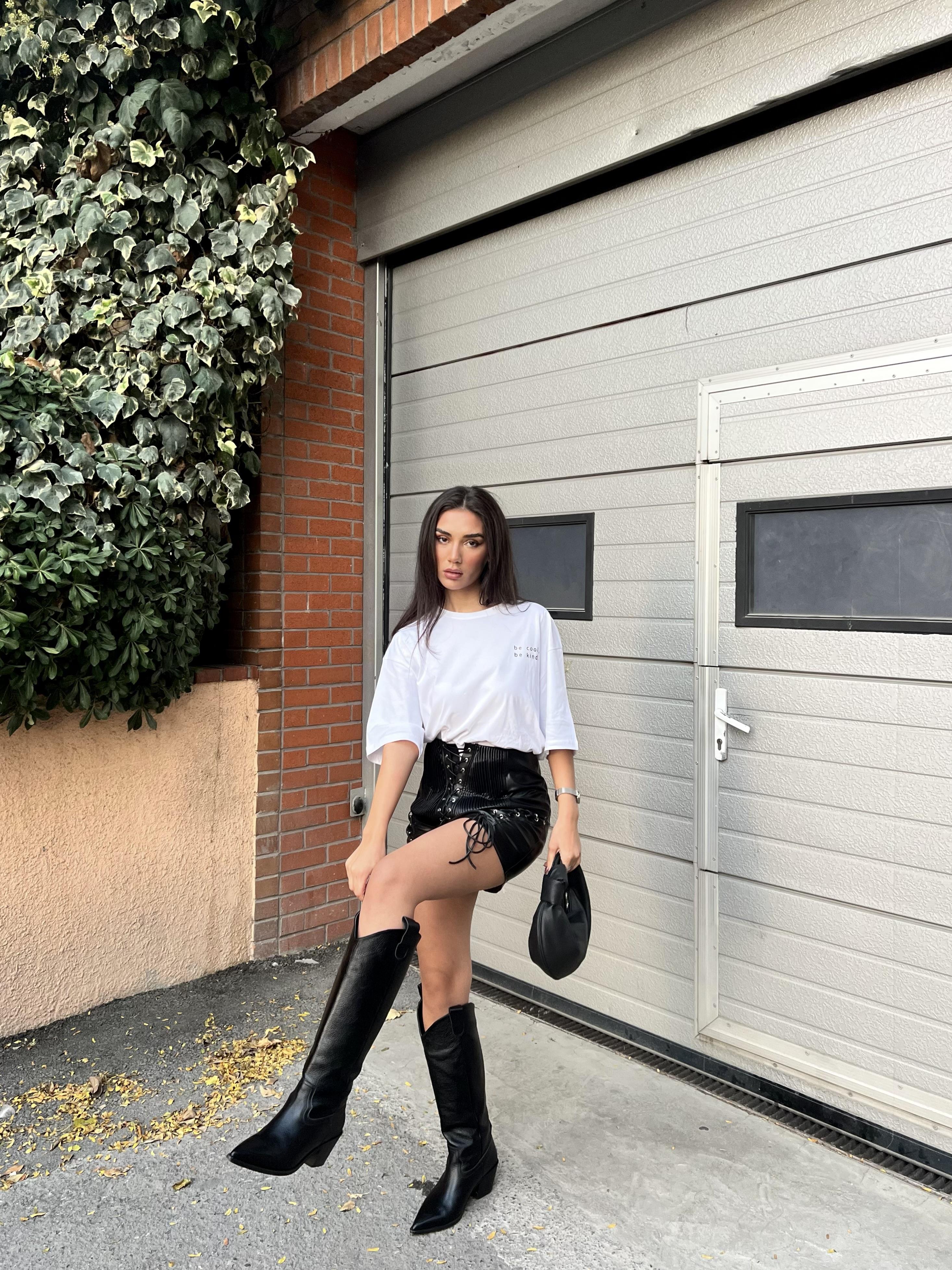 Toria Kadın Siyah Hakiki Deri Çizme