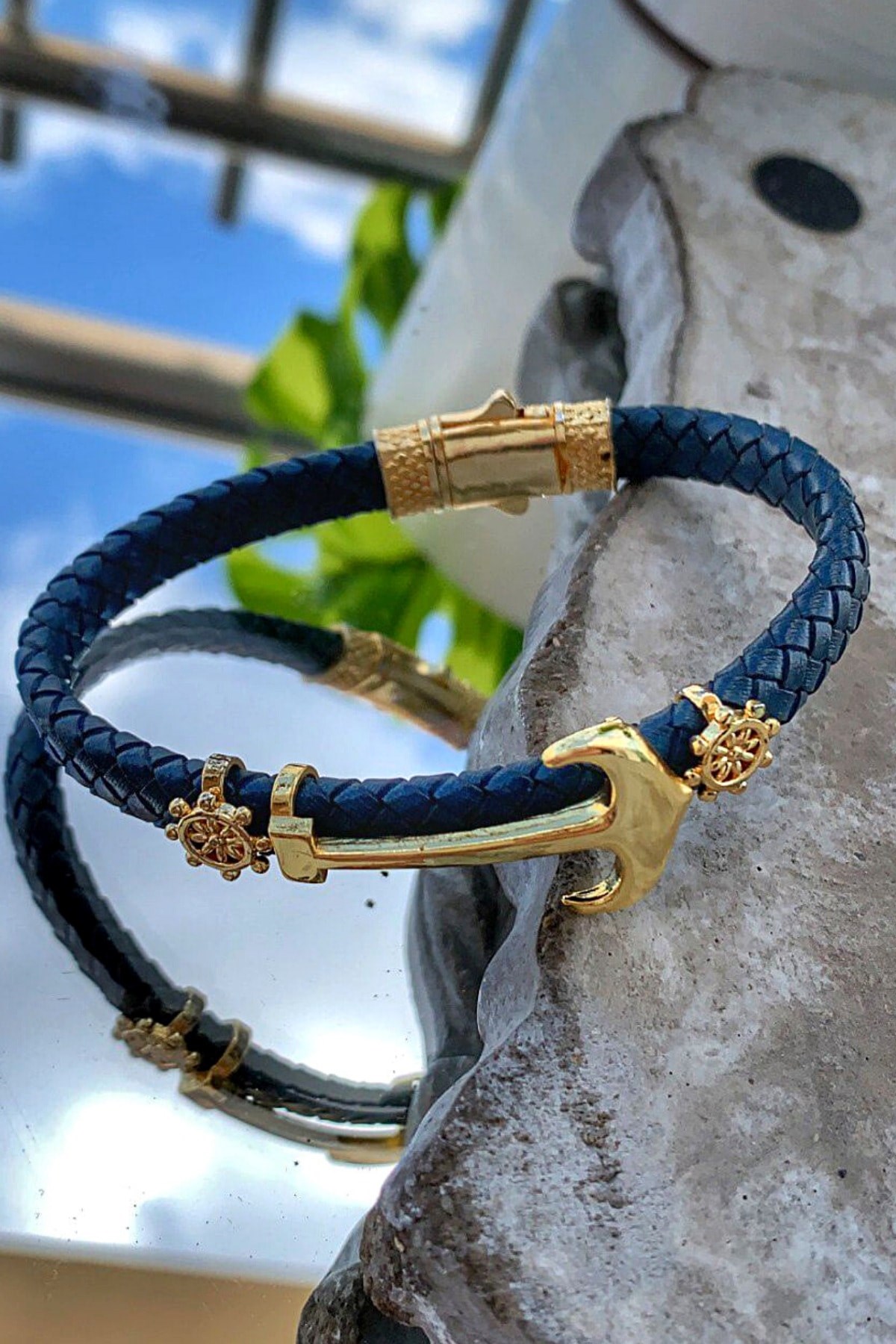 Çapa Figürlü Lacivert Gold Renkli Zirkon Taşlı Handmade Hakiki Deri Erkek Bileklik