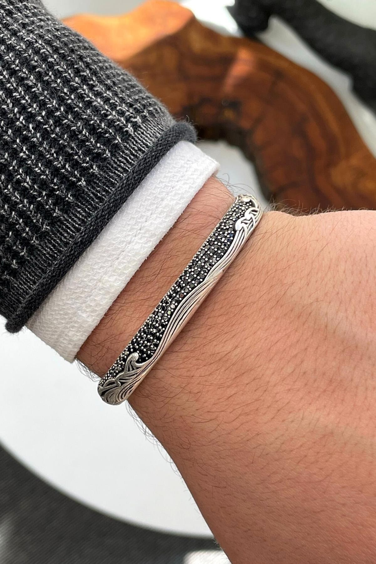 Dalga Desen Antik Gümüş Renk Zirkon Taşlı Handmade Kelepçe Erkek Bileklik
