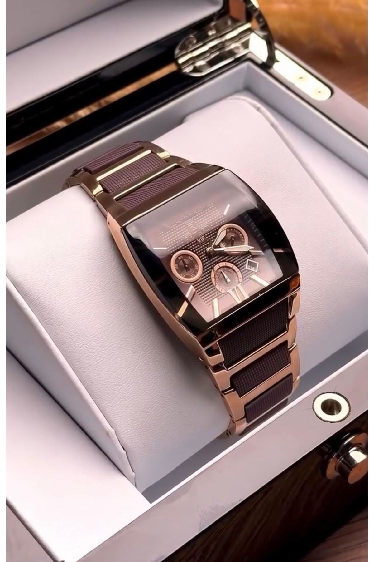 Marka Quartz Kol Saati