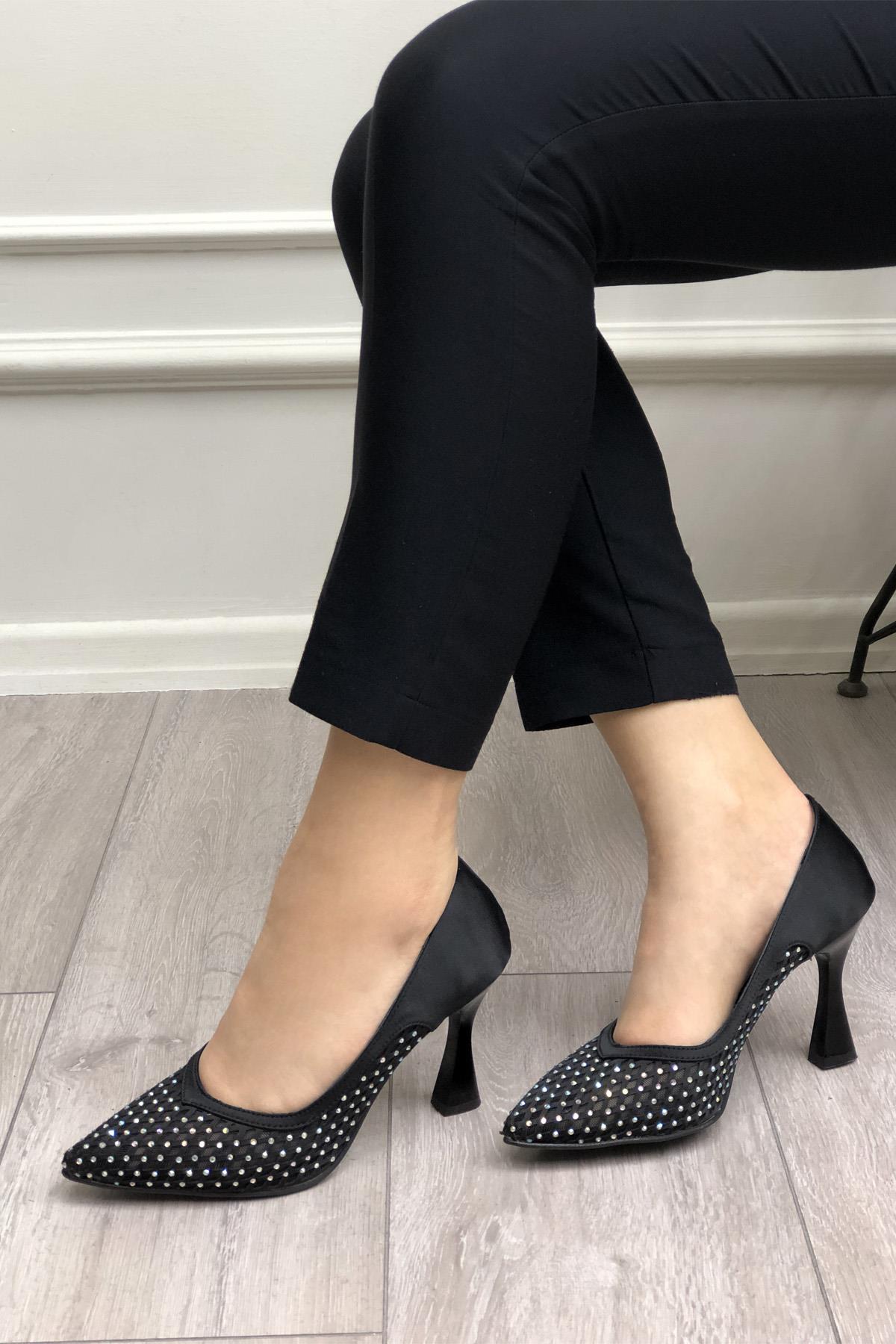  Kadeh Topuk Kadın Ayakkabı Siyah Saten My bella MS-AB10