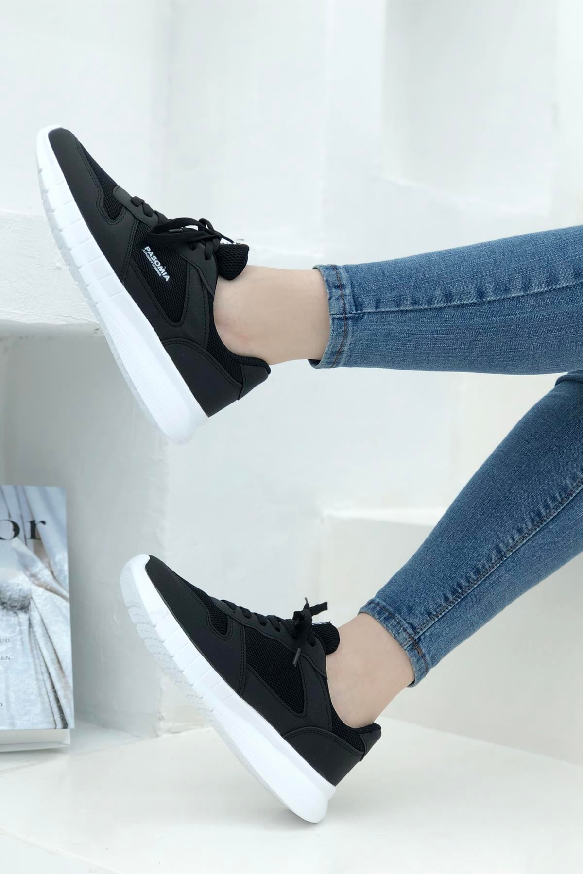 PASOMİA 011 Kadın Anorak Spor Ayakkabı Siyah Beyaz