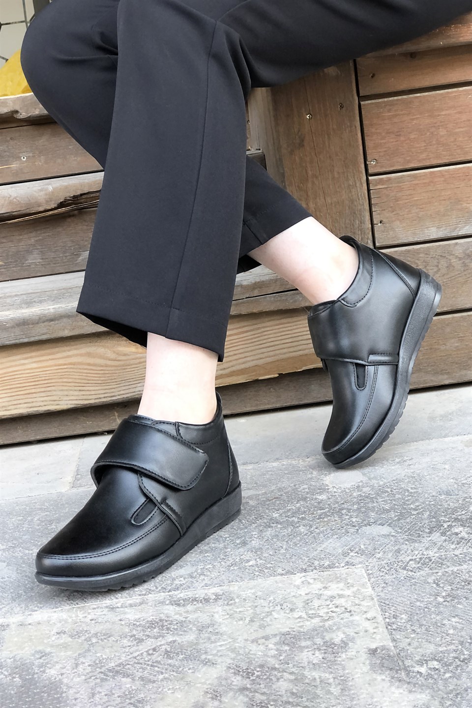 WANETTİ 905 Termo Bot Siyah