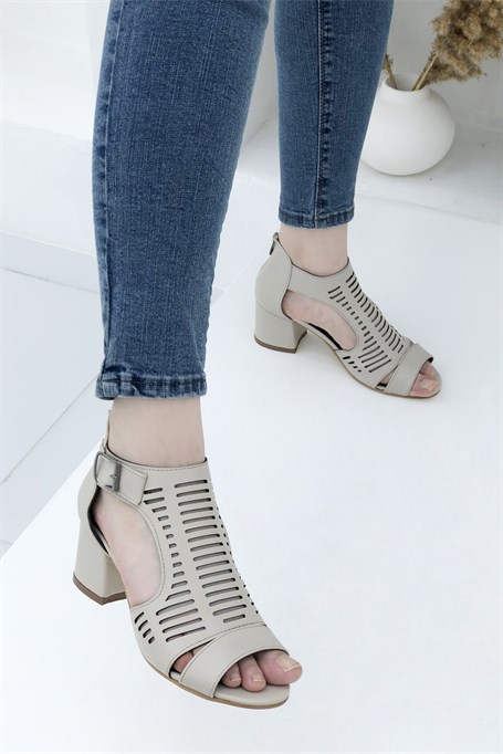 Kafes Model Tokalı ve Fermuarlı Kadın Topuklu Ayakkabı Ten 111 | My Bella  Shoes