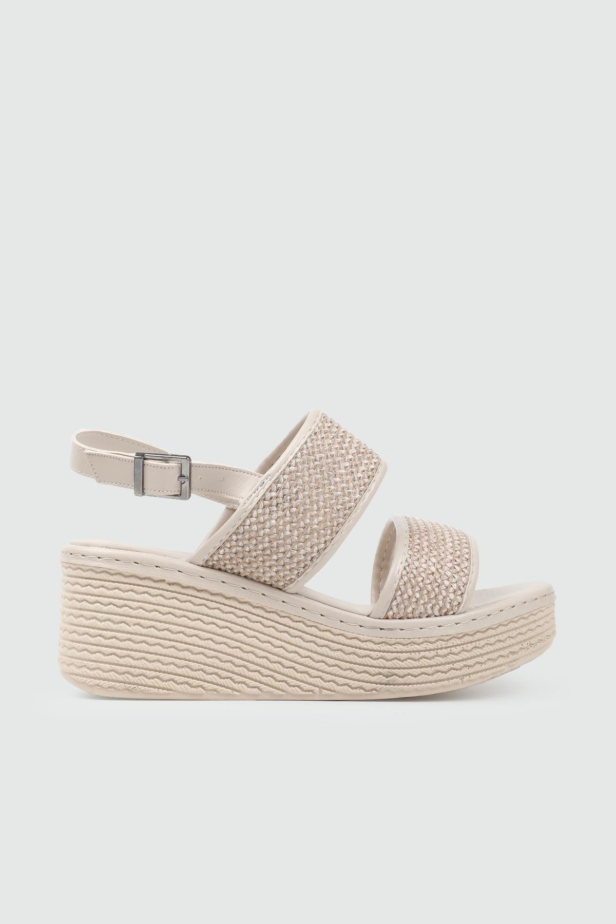 Beinsteps 25Y Ş-701 Dolgu Topuk Kadın Sandalet Bej Hasır