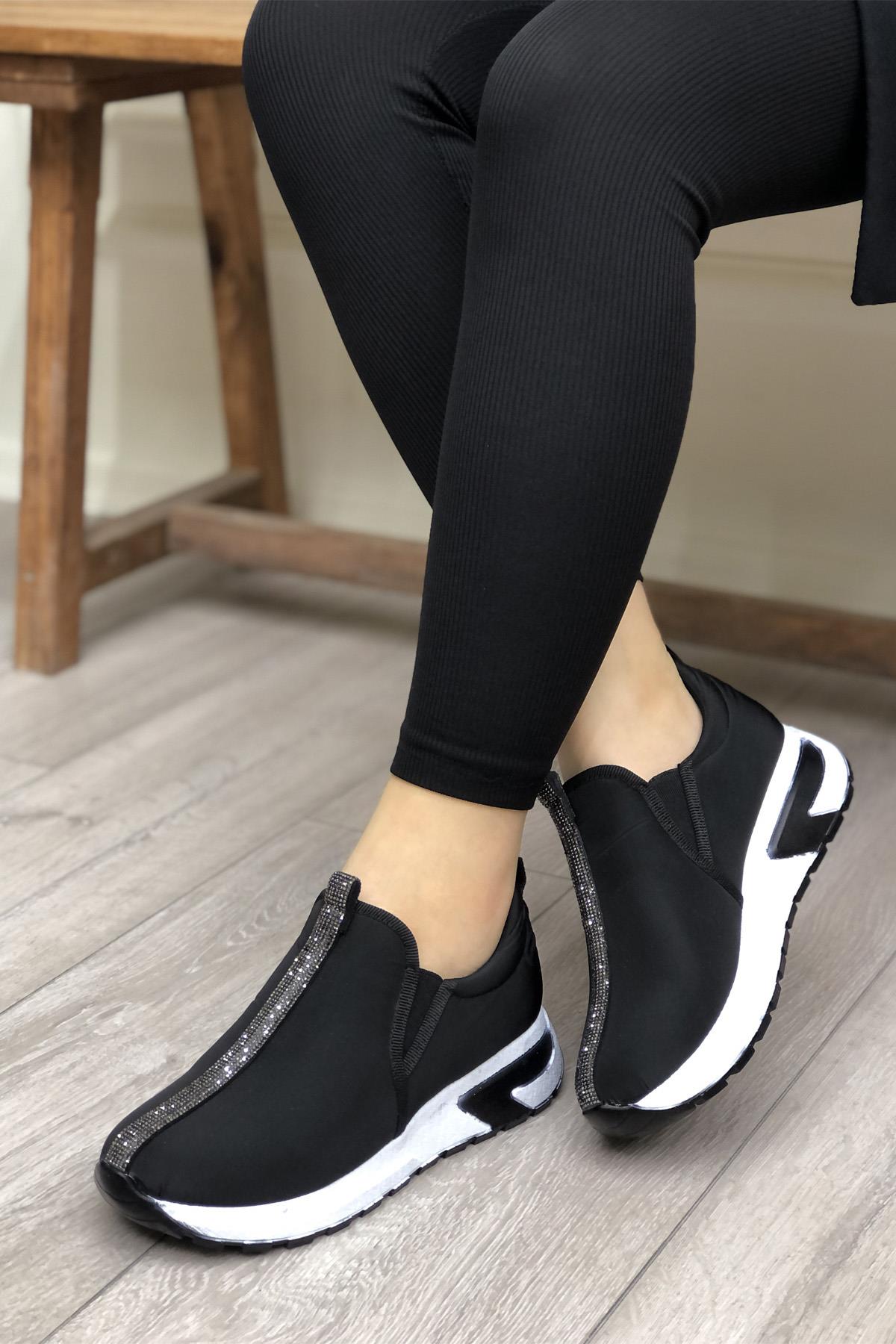 Conforcity 482 Taş Şeritli Kadın Ayakkabı Siyah beyaz paraşüt