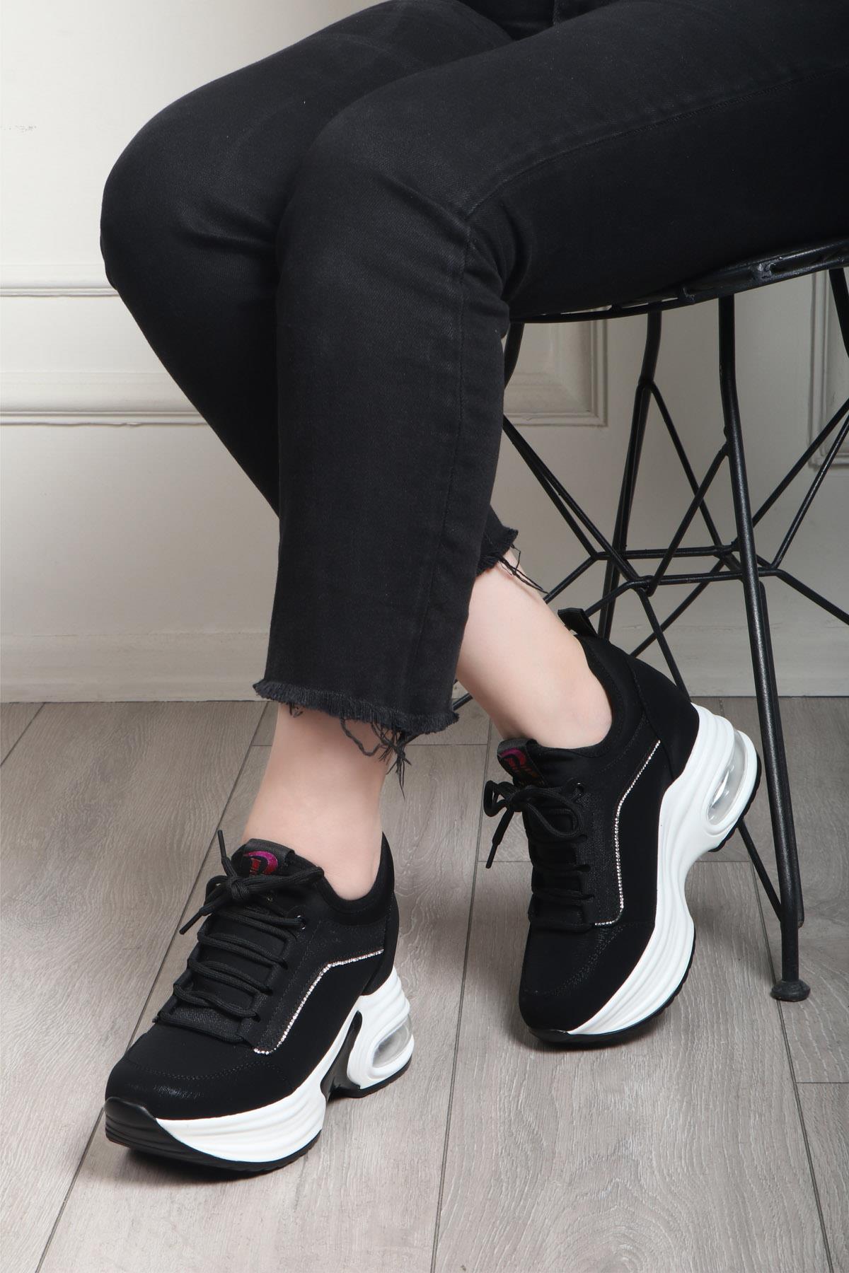 GUJA 23K-300-2 Kadın Taşlı Spor Ayakkabı Siyah