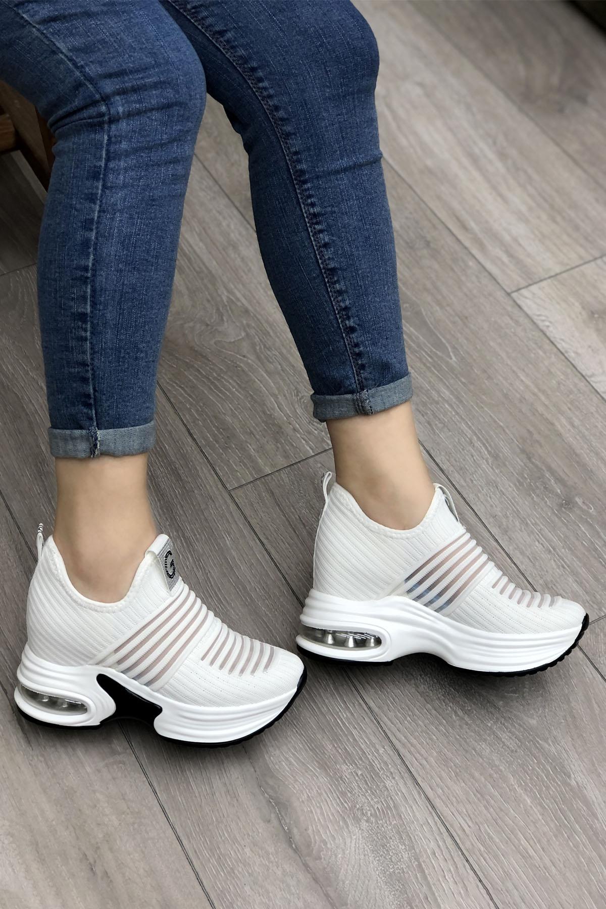 GUJA 300-8 Kadın Taşlı Spor Ayakkabı Beyaz