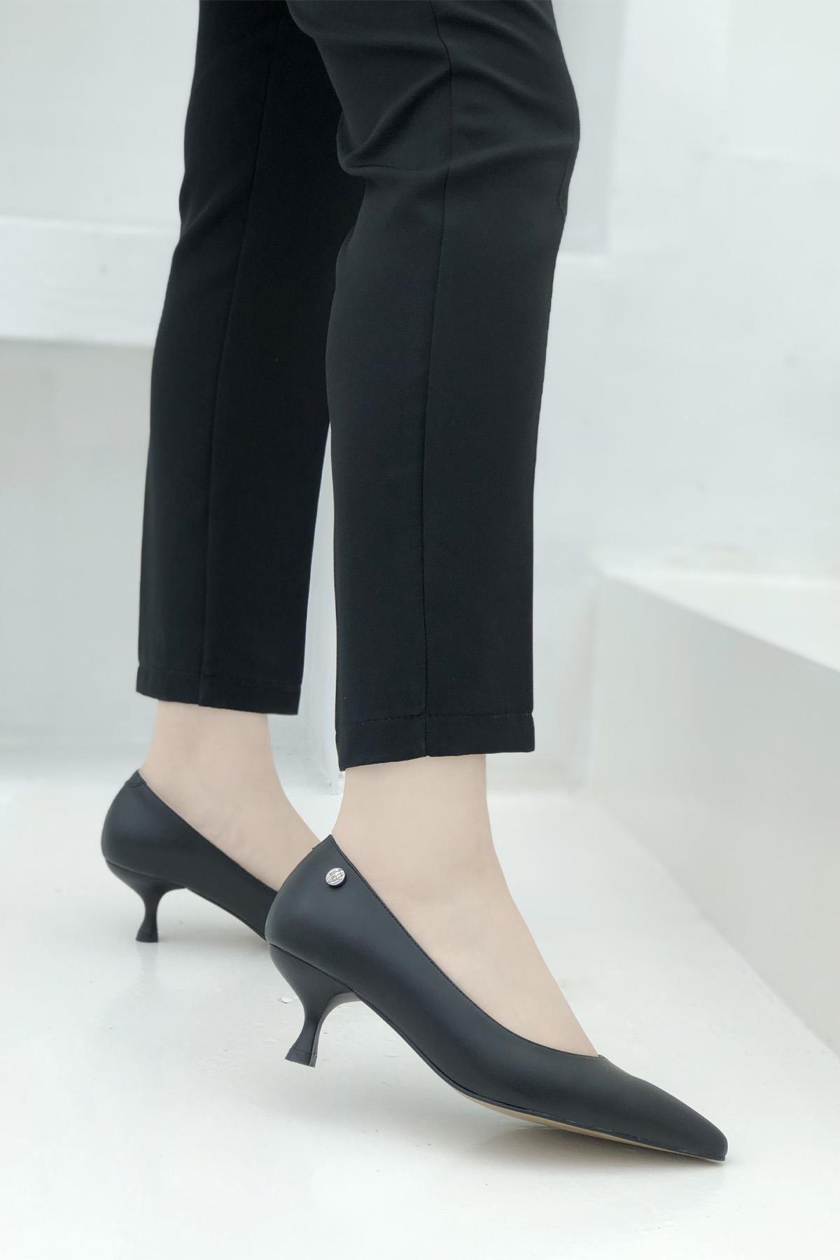İnci Trudy 3FX Kadın Ayakkabı Siyah | My Bella Shoes