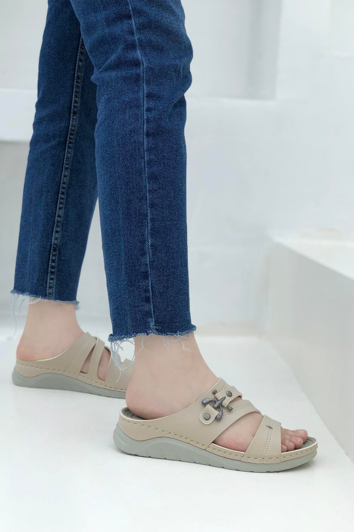 JASMINE 8513 Kadın Terlik Krem