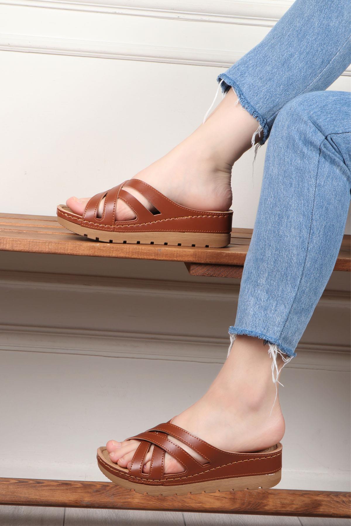 JASMINE 8602 Kadın Terlik Taba