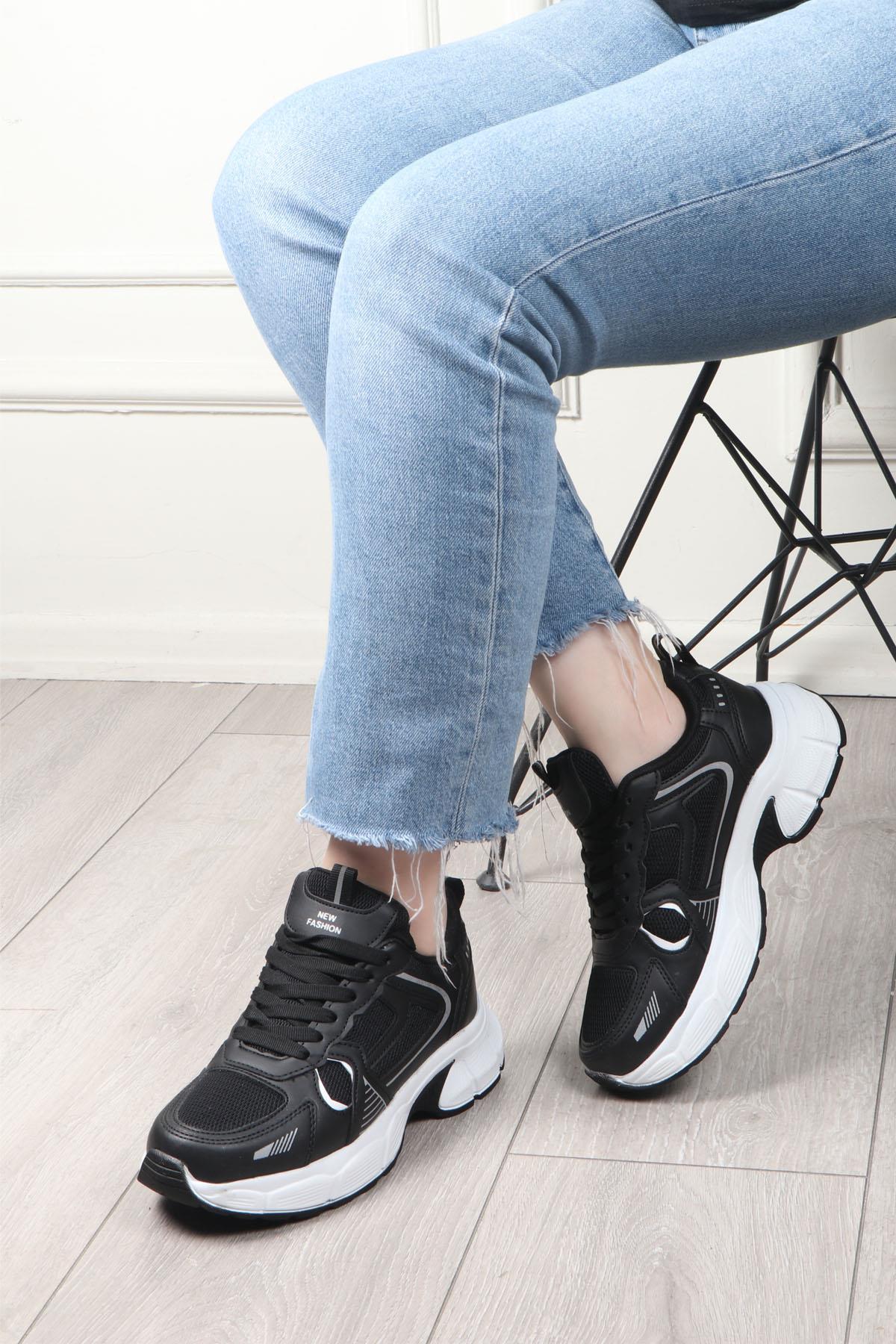 LAMBIRLENT 7450 Kadın Spor Ayakkabı Siyah Beyaz Siyah