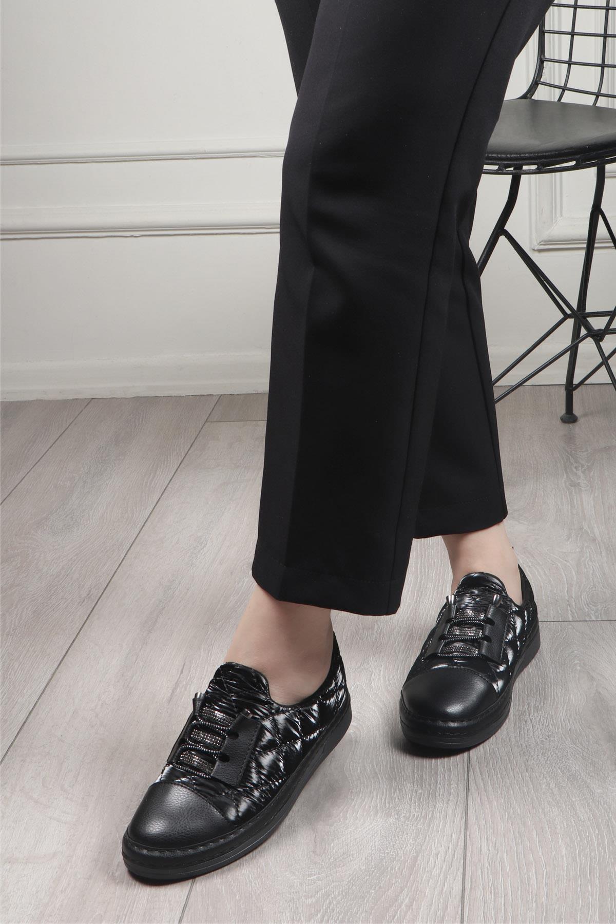 My Bella BH-3021 Bağcıklı Kadın Ayakkabı Siyah Paraşüt