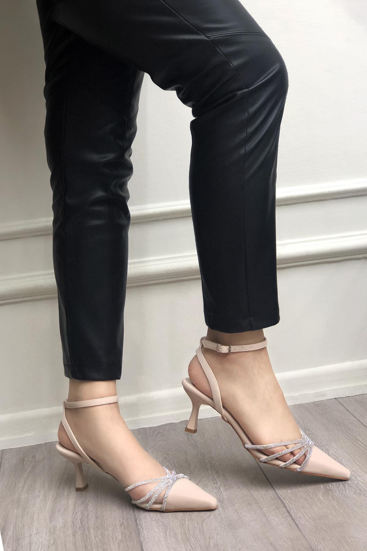 My Bella HM-300 Taşlı Sivri Burun Kadın Ayakkabı Ten Vakum