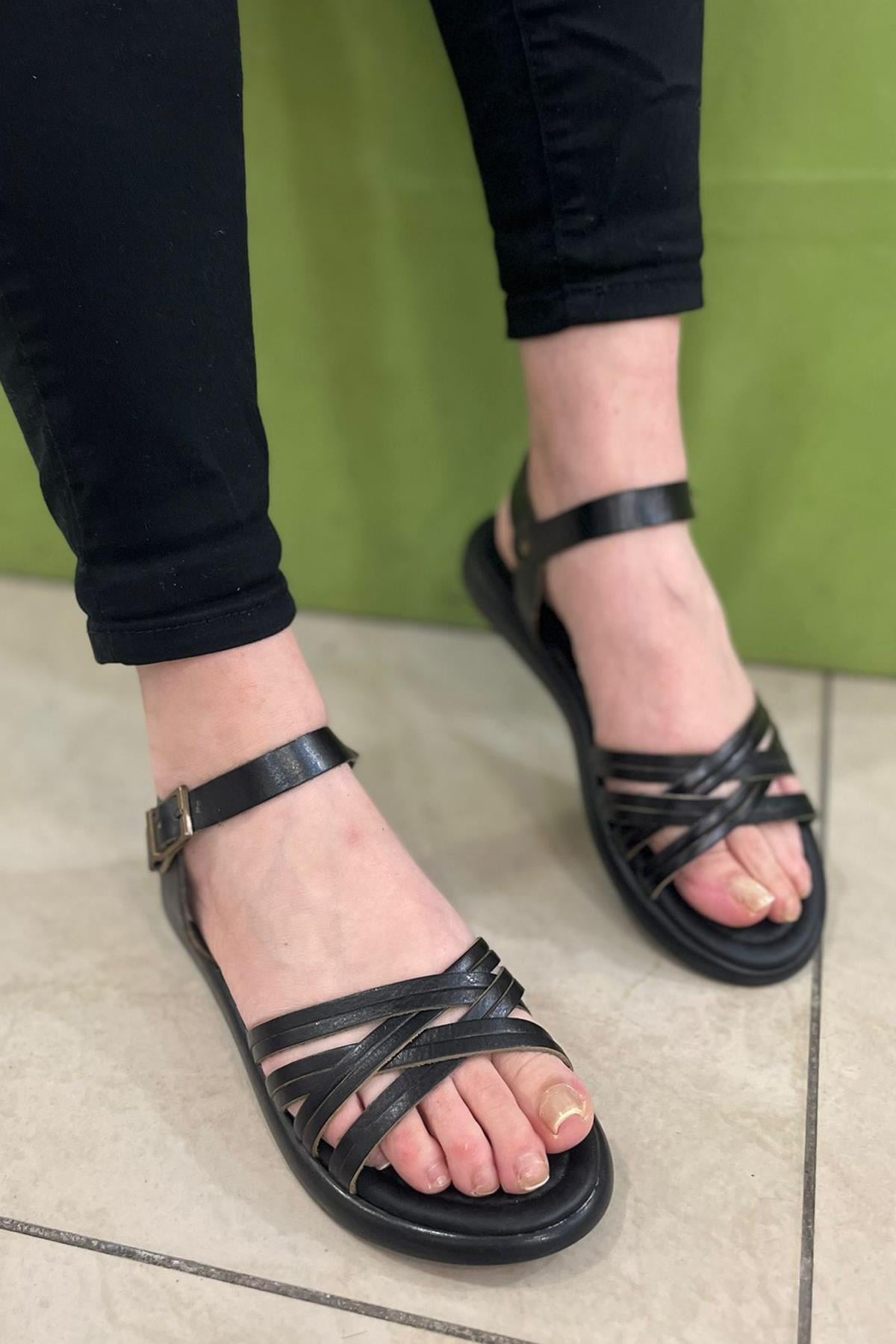 MY BELLA P-105 Deri Kadın Sandalet Siyah