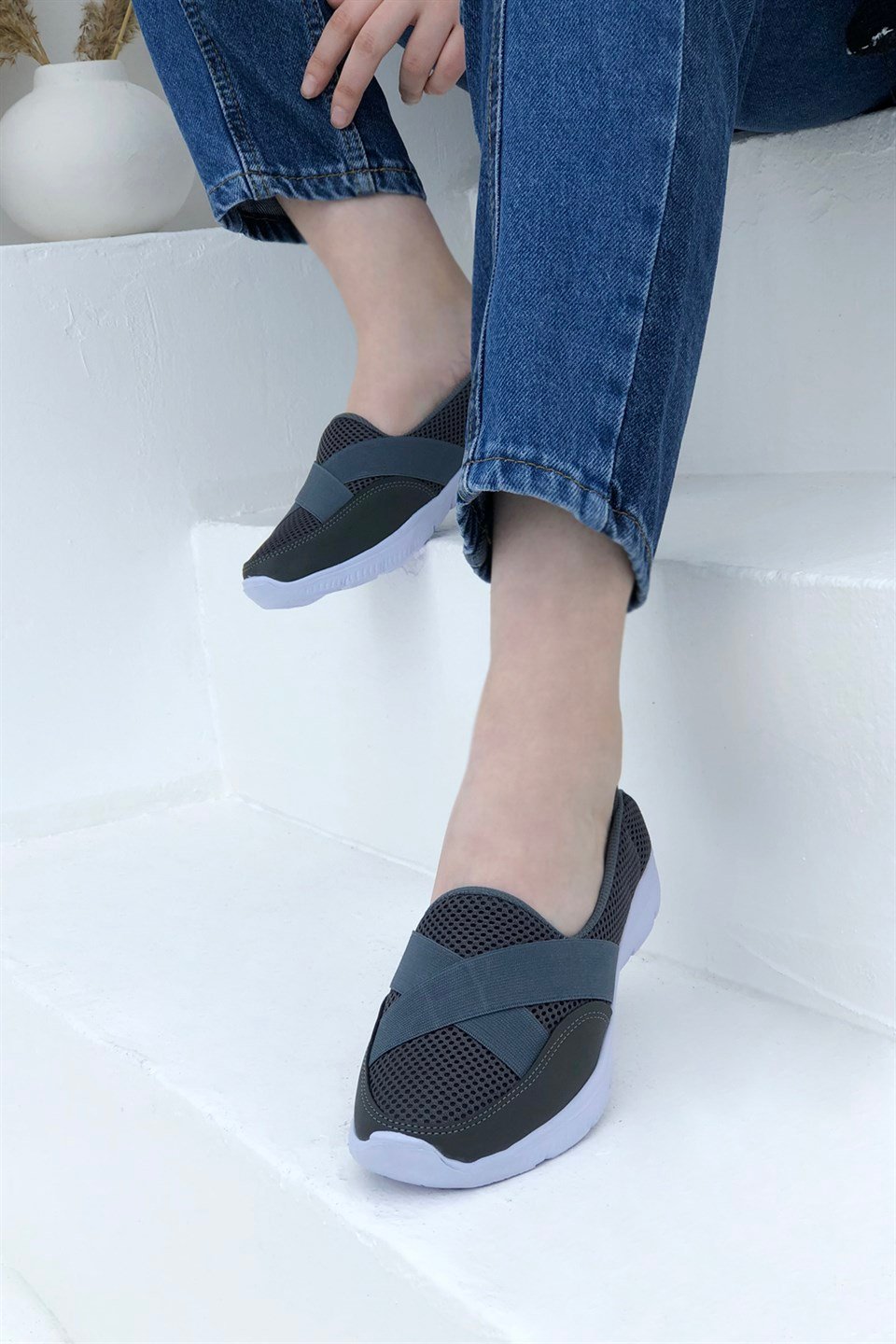 Nefes Alır Anatomik Kadın Ayakkabı Gri  S-2250