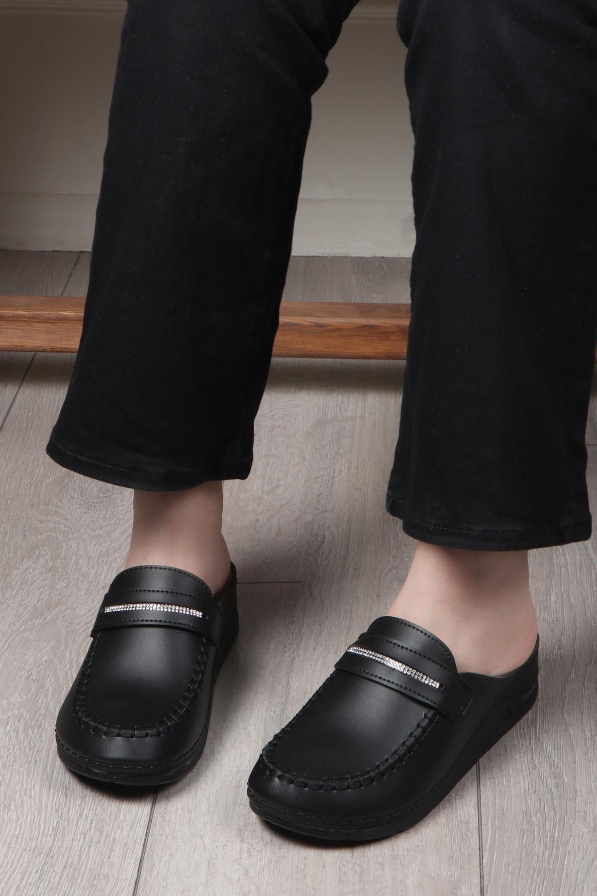 SERRA 1502 Kapalı Kadın Terlik Siyah