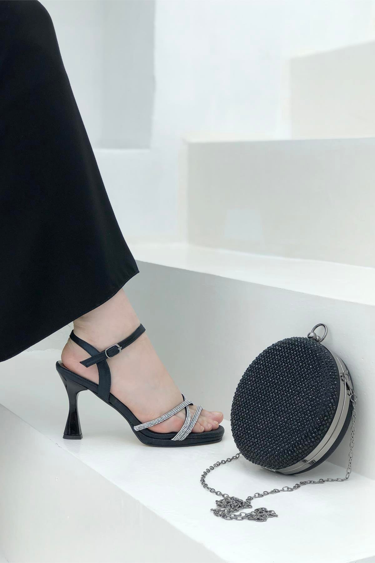 Varolli 350 Box Abiye Kadın Çanta Siyah Taşlı