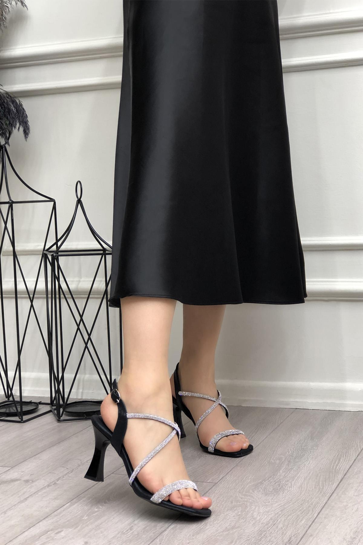 VİCTORİA 371 Taş Bantlı Kadın Ayakkabı Siyah
