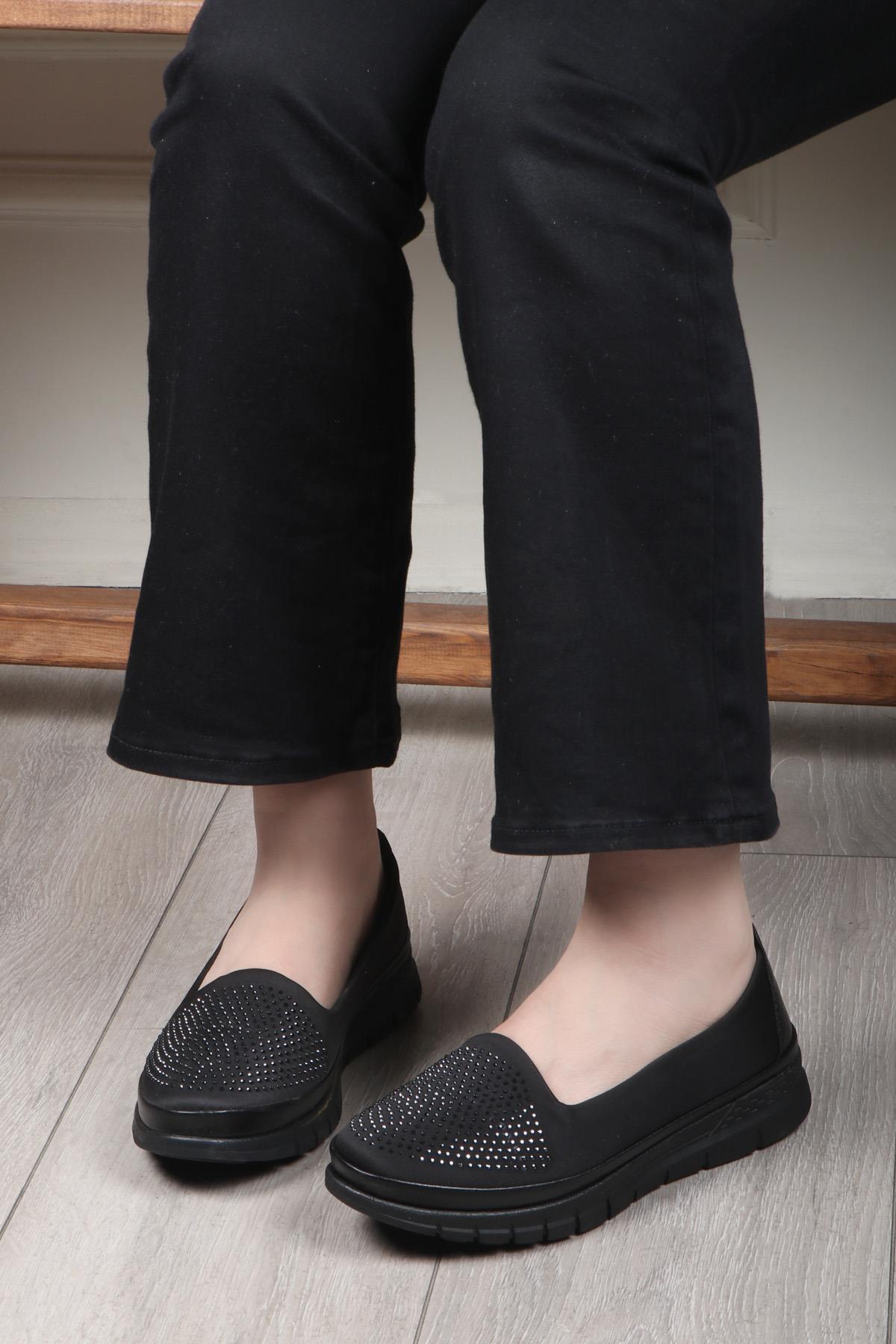 Wanetti 24-118 ATM Streçli Kauçuk Kadın Ayakkabı Siyah