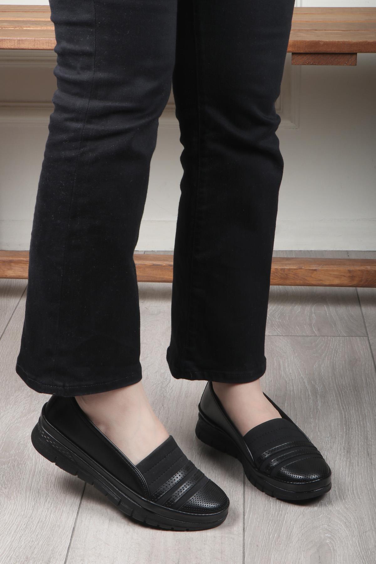 Wanetti 24-126 ATM Poli Kadın Ayakkabı Siyah