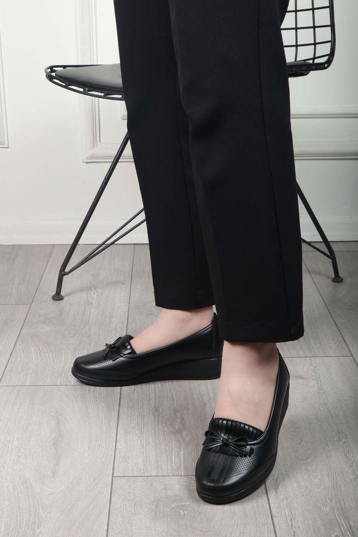 Wanetti 24-304 Confort Kadın Ayakkabı Siyah