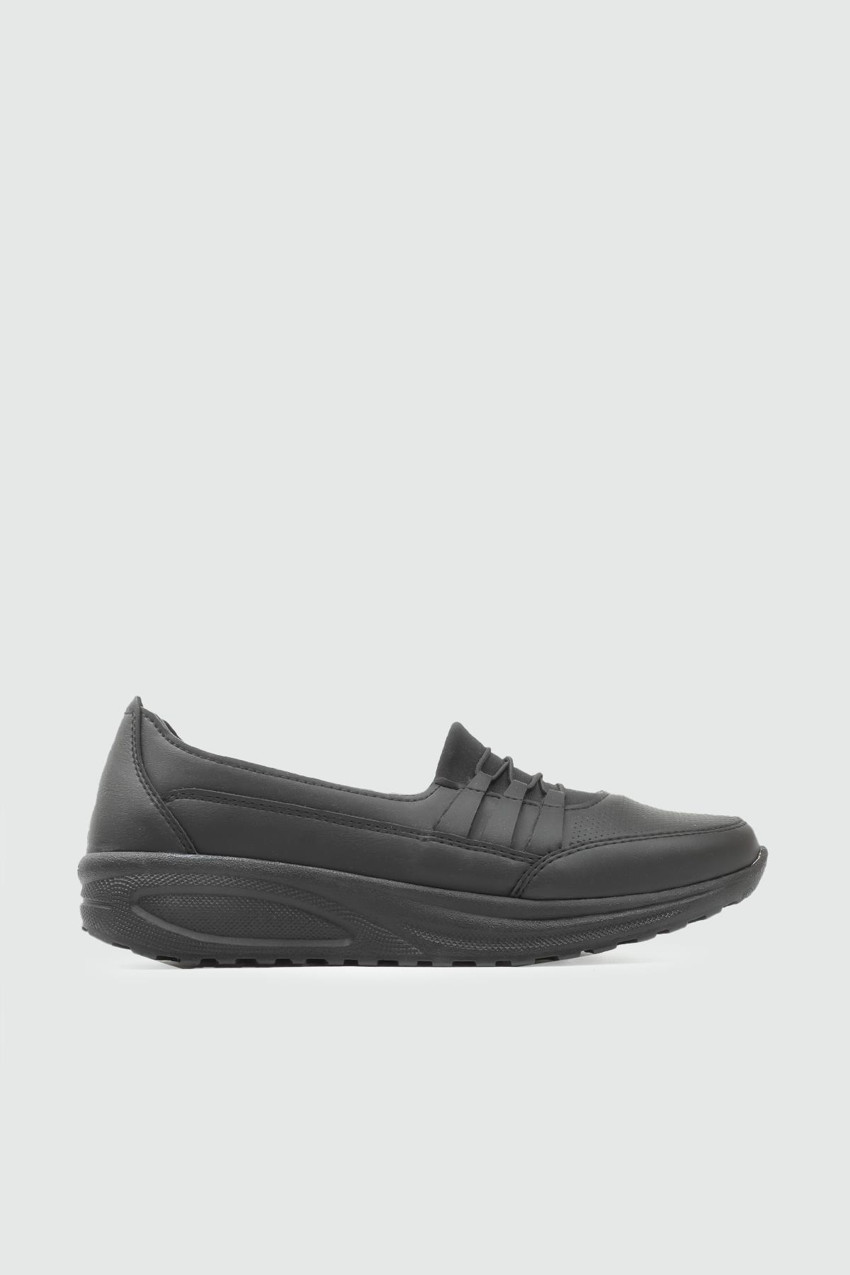 Wanetti 25-310 Comfort Spor Kadın Ayakkabı Siyah Zımbalı