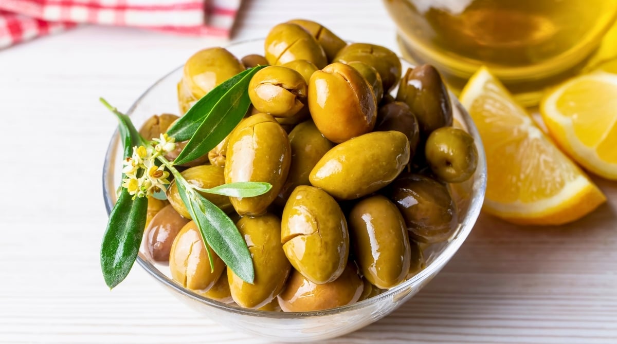 orucu-zeytinle-acmanin-onemi
