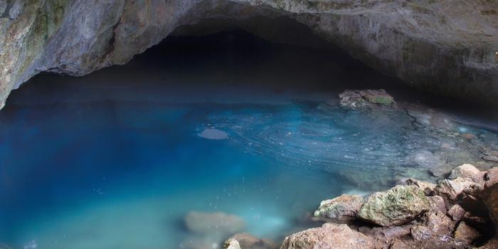 İçmeler Zeus Mağarası Havuzu