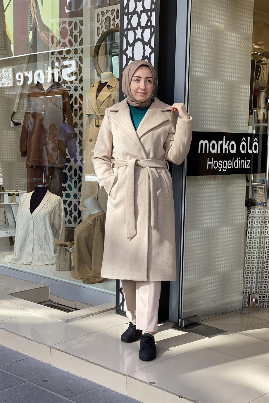 Tesettür 2301 Önü Bağlamalı Kısa Kaşe Kaban