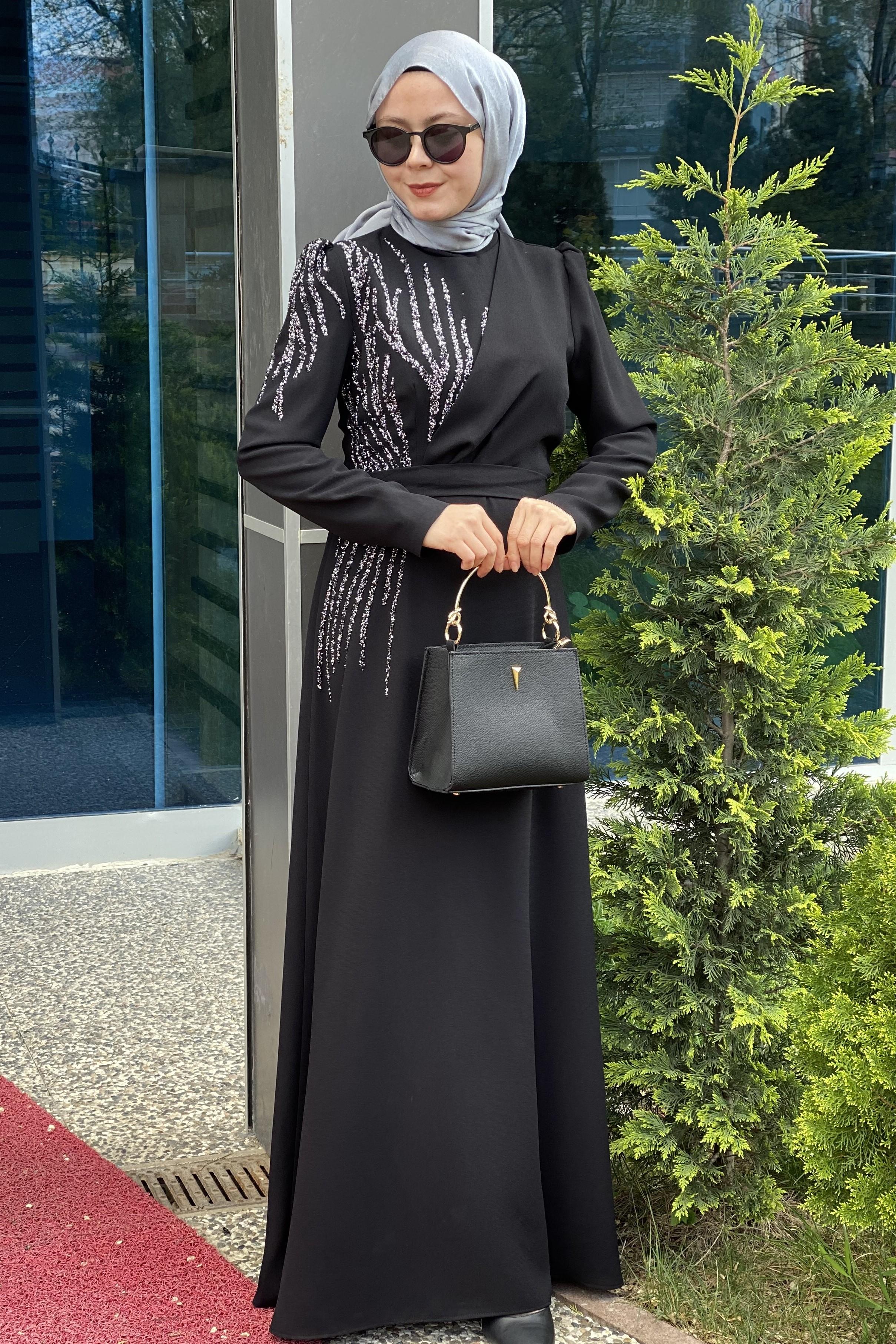 Tesettür 2676 Yanı Taşlı Krep Abiye Elbise