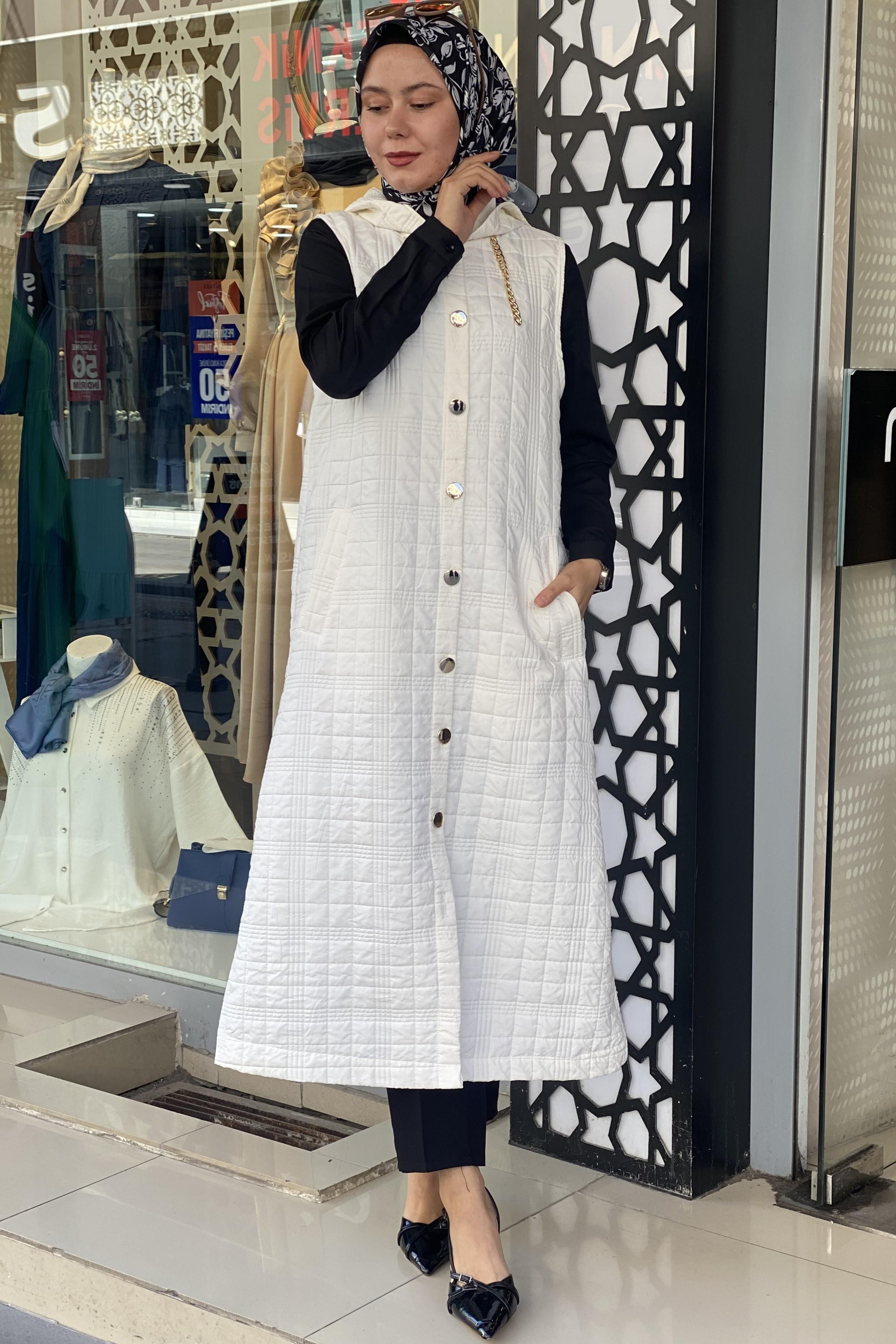 Tesettür 7119 Boydan Düğmeli Kapitone Yelek