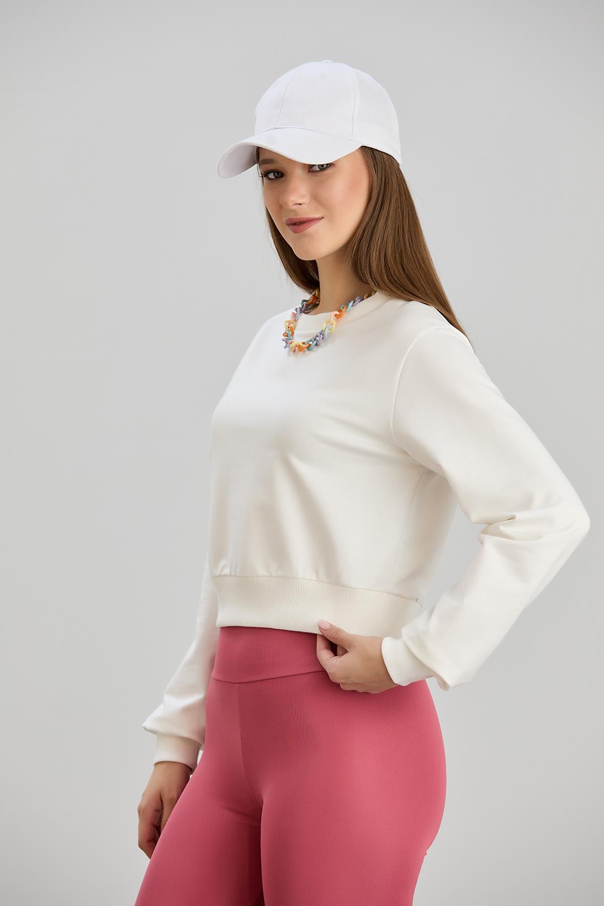 bisiklet yaka iki iplik crop swet Ekru