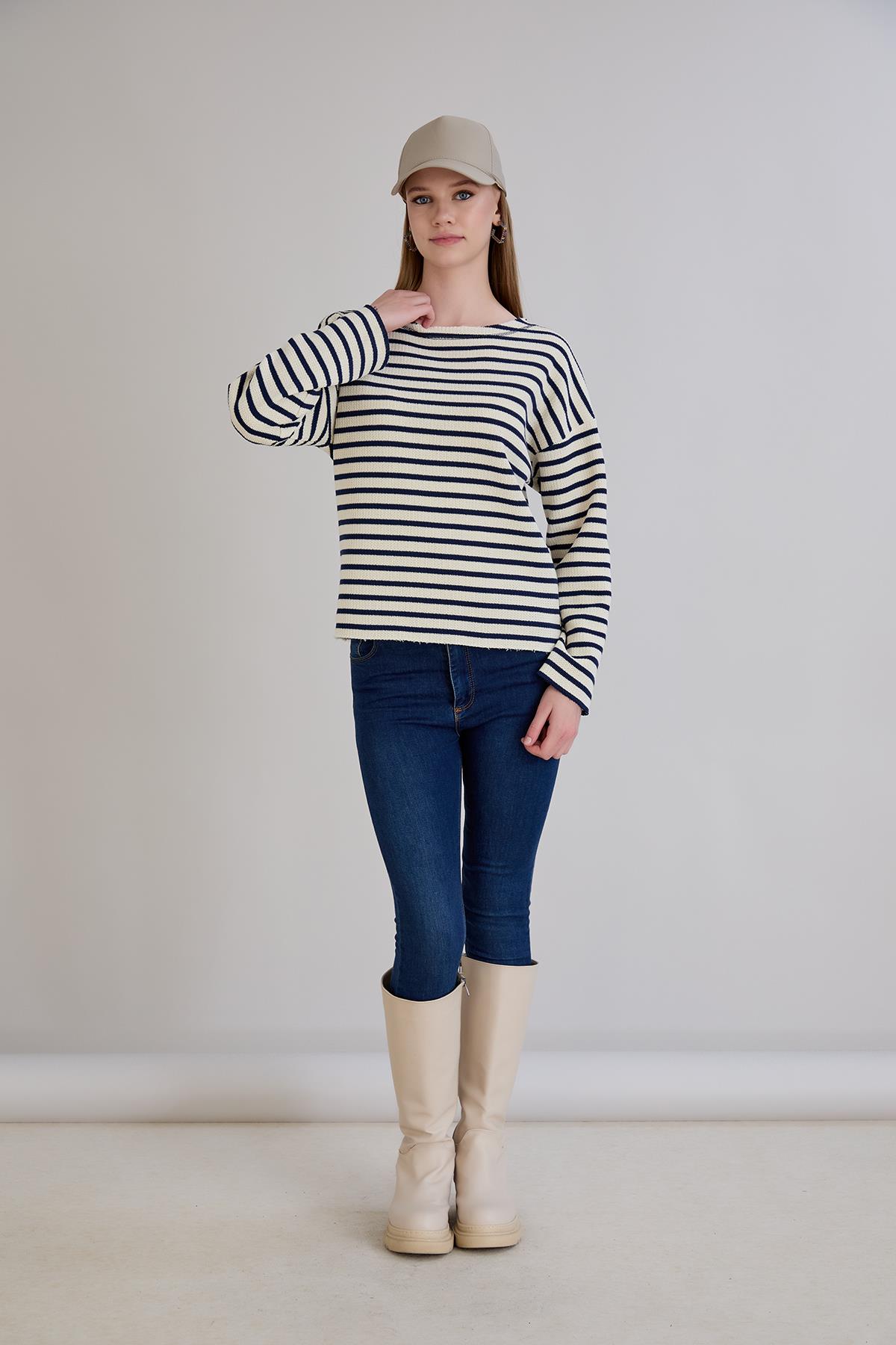 Dikiş Detay Çizgili Sweatshirt İndigo