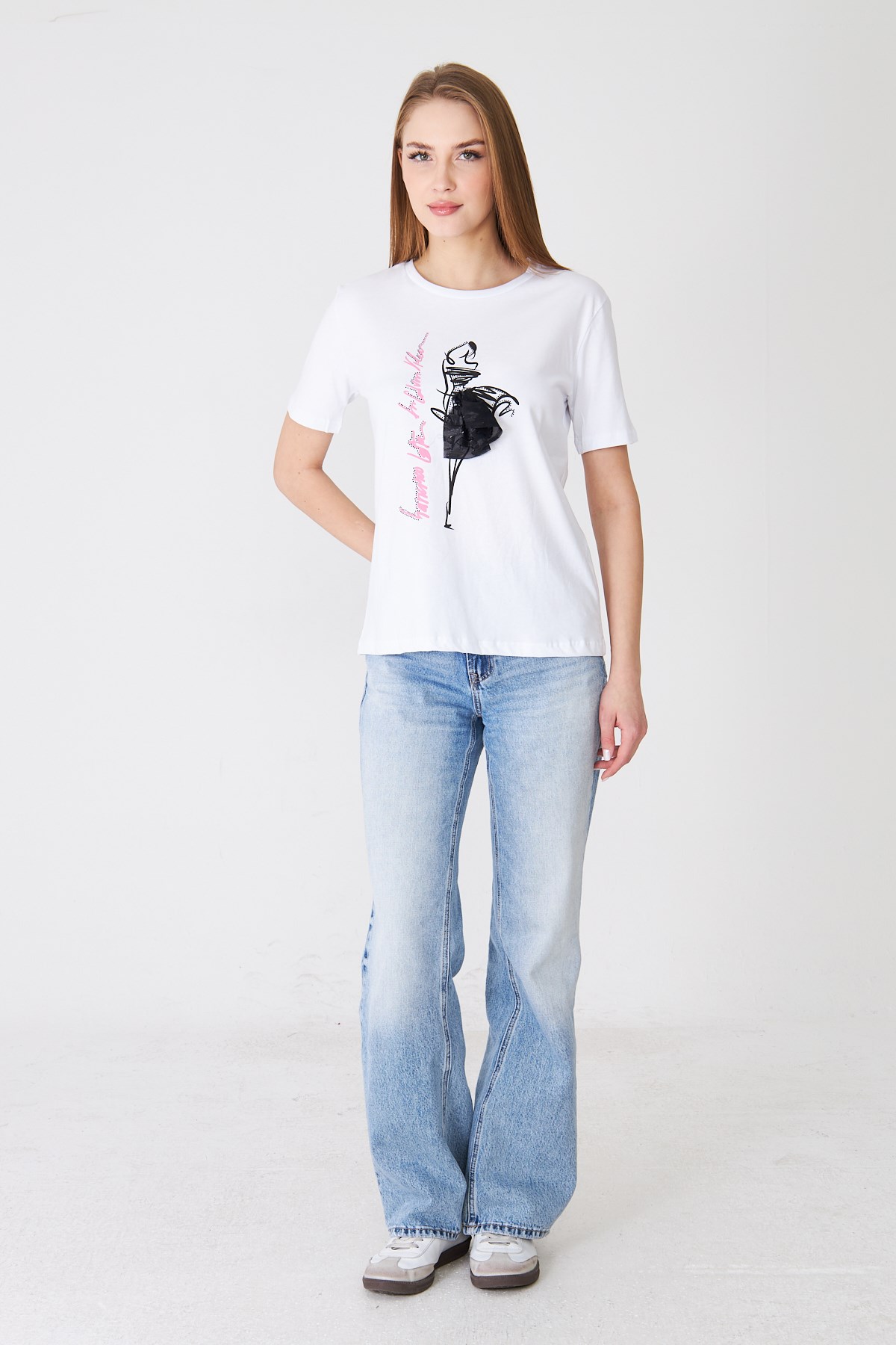 Eteği Garnili Kız Baskılı Taşlı Tshirt Beyaz
