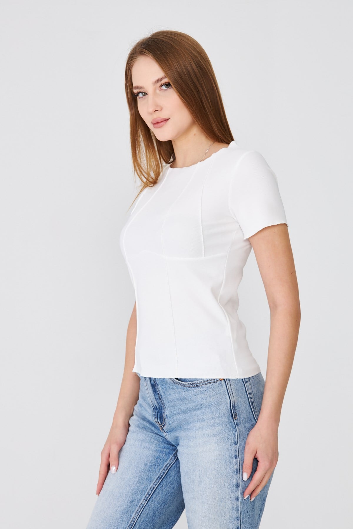 Korset Görünümlü Dikiş Detaylı Fitilli Basic Tshirt Beyaz