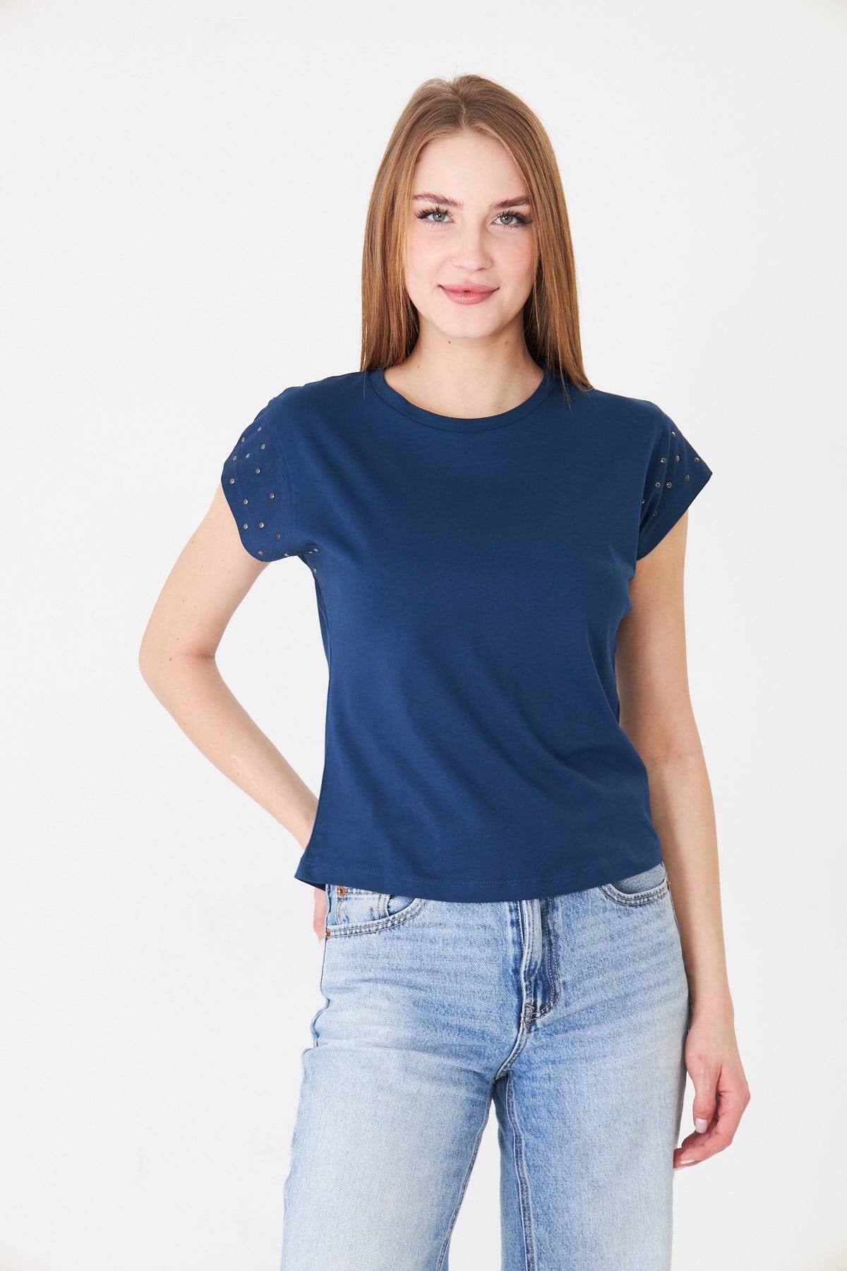 Taş Detaylı Düşük Kollu Rahat Kalıp Basic Tshirt İndigo