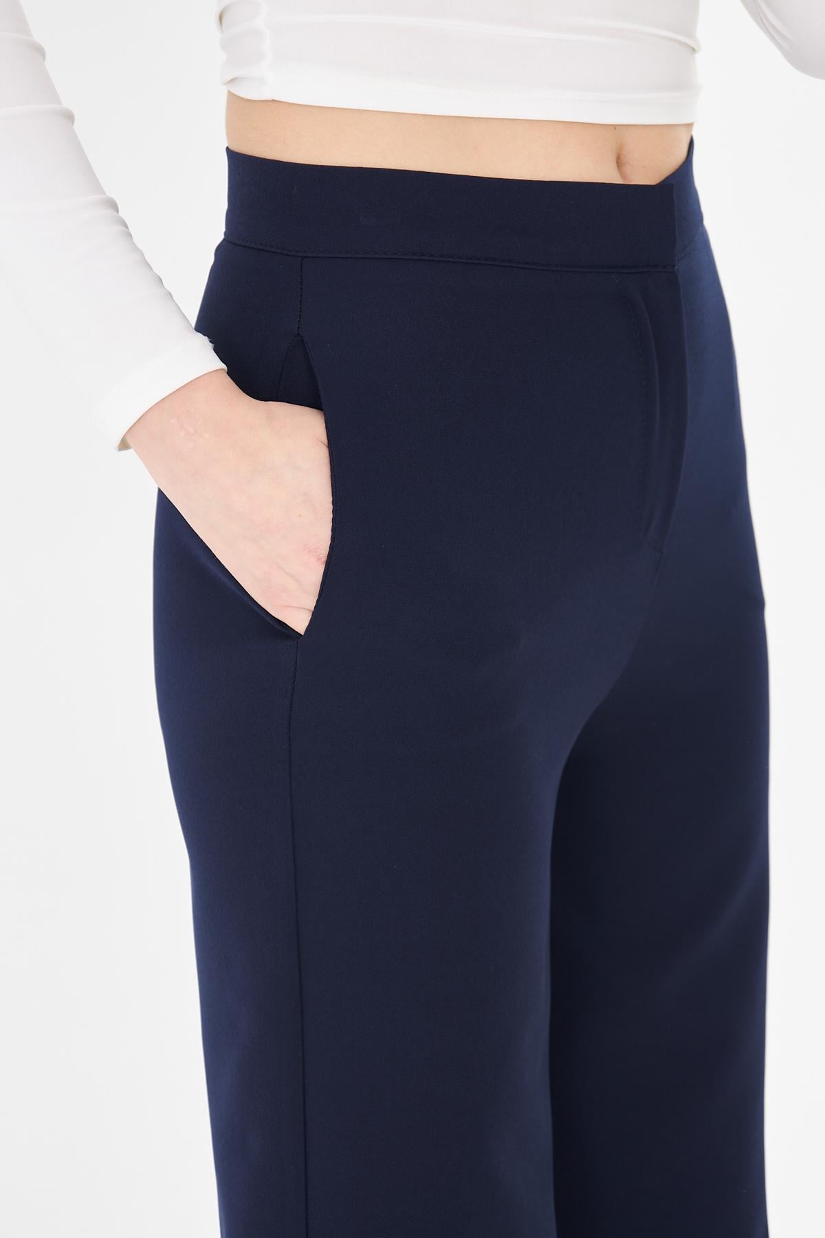 551 - Bol Paça Double pantolon Lacivert
