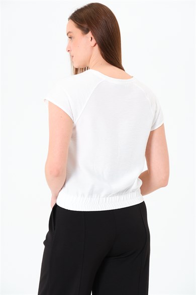 Reglan Kollu Yazı Baskılı Beli Lastikli Bluz Ekru